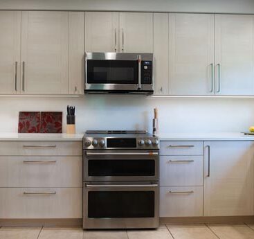Contemporary Kitchen Remodel Beverly Hills, MI
